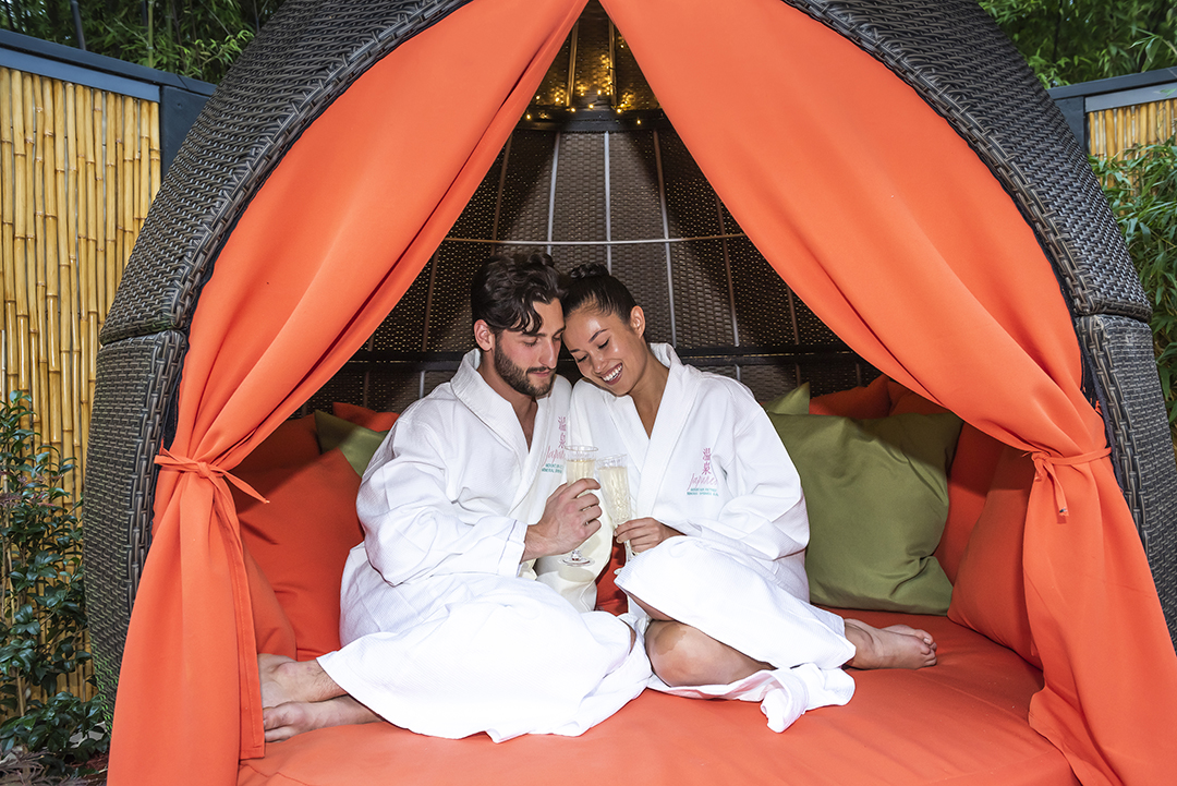 Accommodation (1 Night) – Lake View – Chill Out